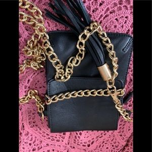 Michael Kors small phone /credit- card bag